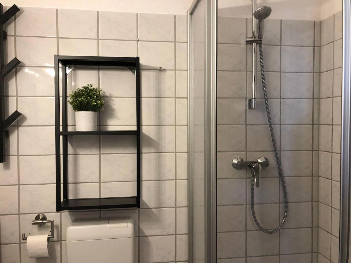 Ferienwohnung-Klaus-Stoertebeker-Mit-Sonnenterrasse-Garten-Zwischen-Strand-Wald-Und-Wiese Gustow  Экстерьер фото